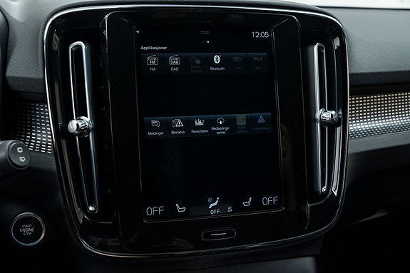 Volvo XC40 25 of 30
