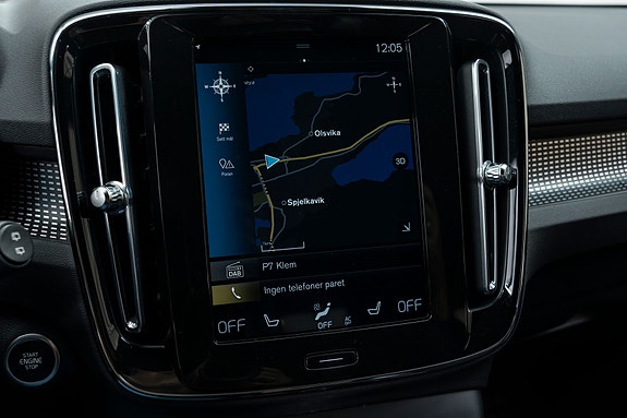 Volvo XC40 23 of 30