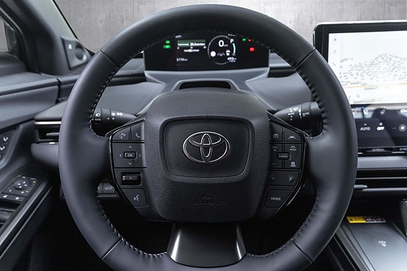 Toyota bZ4X 10 of 30