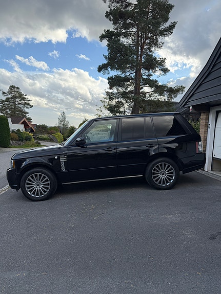 Land Rover Range Rover 4 of 30