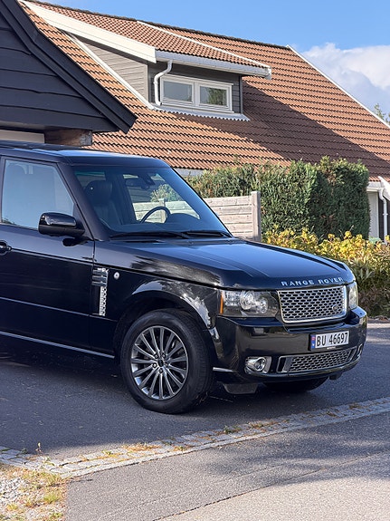 Land Rover Range Rover 27 of 30