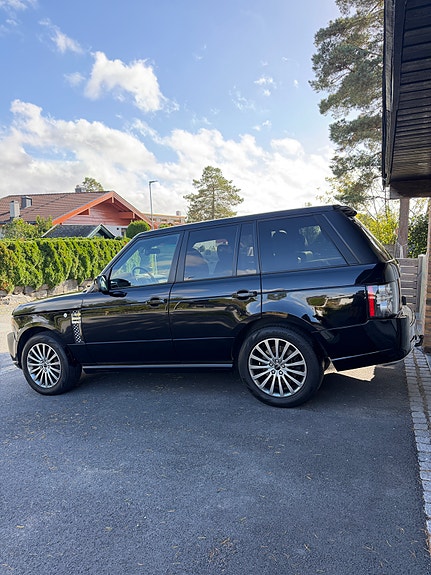Land Rover Range Rover 9 of 30