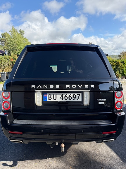 Land Rover Range Rover 25 of 30