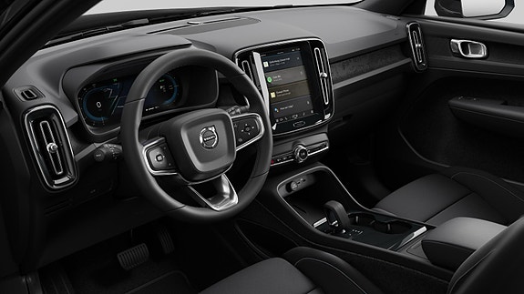 Volvo XC40 10 of 12