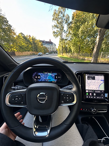 Volvo XC40 5 of 12