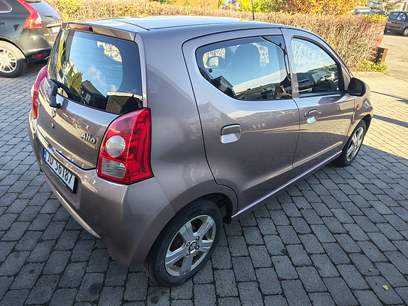 Suzuki Alto 3 of 17