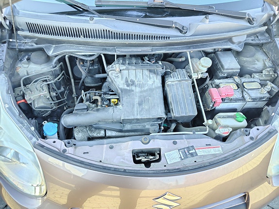 Suzuki Alto 11 of 17