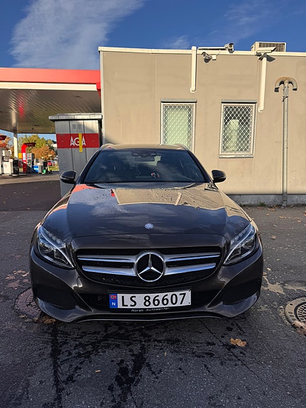 Mercedes-Benz C350 e 13 of 15