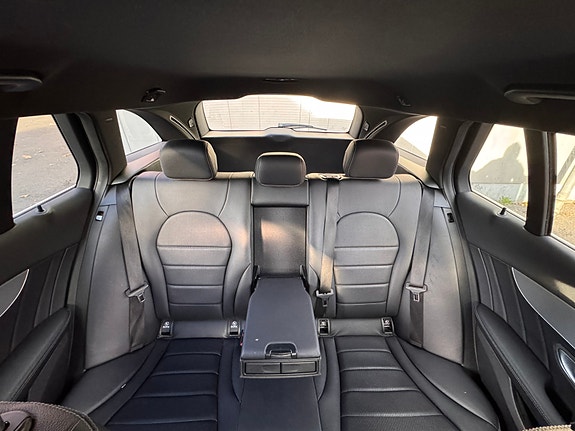 Mercedes-Benz C350 e 7 of 15