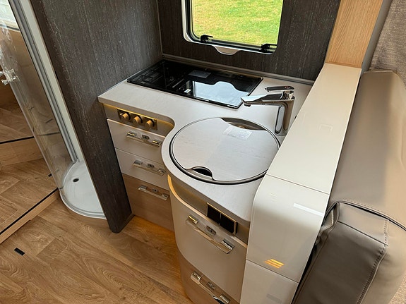 Hymer BML-I 790 HØSTKAMPANJE! Automat / Alde / Queenbed 4 of 30