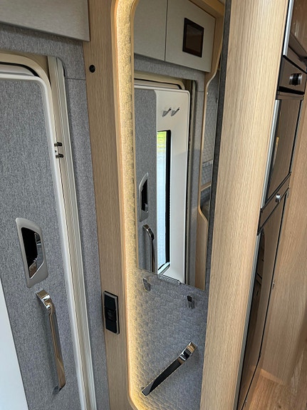 Hymer BML-I 790 HØSTKAMPANJE! Automat / Alde / Queenbed 23 of 30