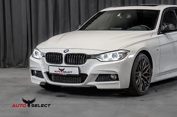 BMW 320i 6 of 30