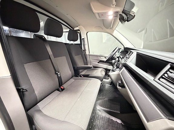 Volkswagen Transporter 11 of 21