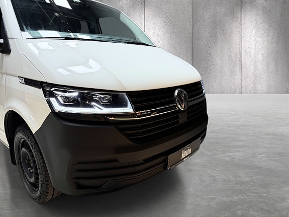 Volkswagen Transporter 2 of 21