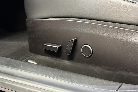Tesla Model 3 21 of 30