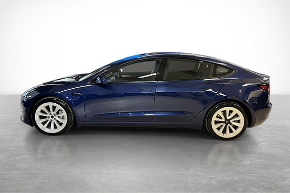 Tesla Model 3 8 of 30