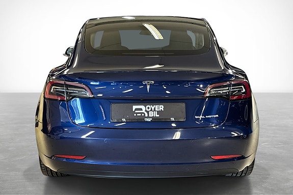 Tesla Model 3 6 of 30