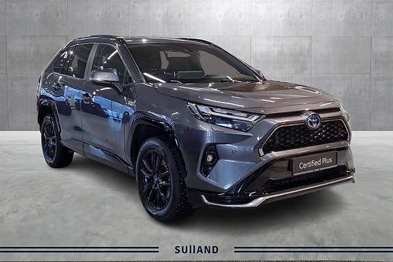 Toyota RAV4 7 of 22