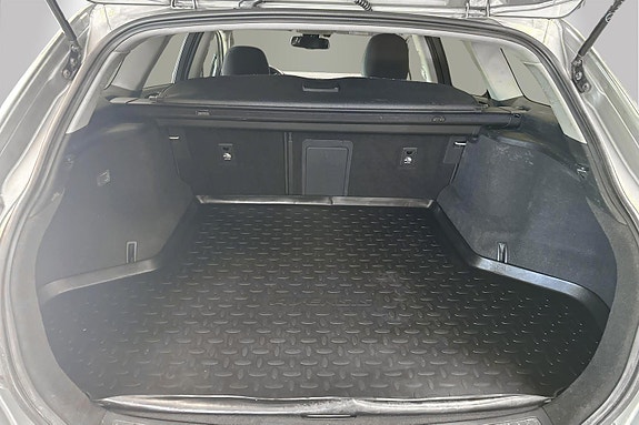 Toyota Avensis 5 of 30