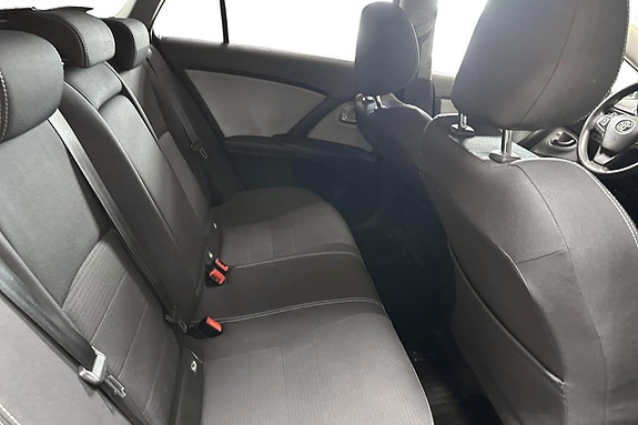 Toyota Avensis 22 of 30
