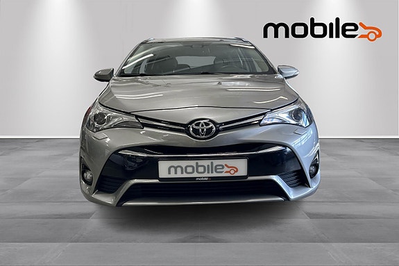Toyota Avensis 18 of 30