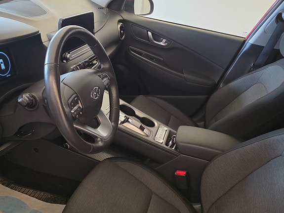 Hyundai Kona 17 of 30