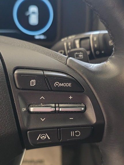 Hyundai Kona 26 of 30