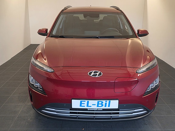 Hyundai Kona 2 of 30