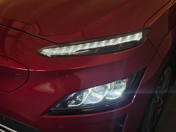 Hyundai Kona 11 of 30