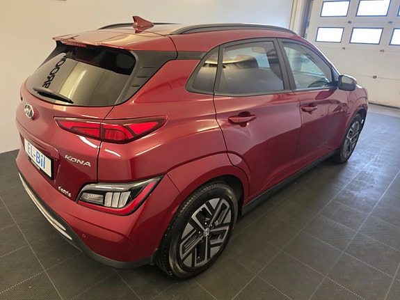 Hyundai Kona 9 of 30