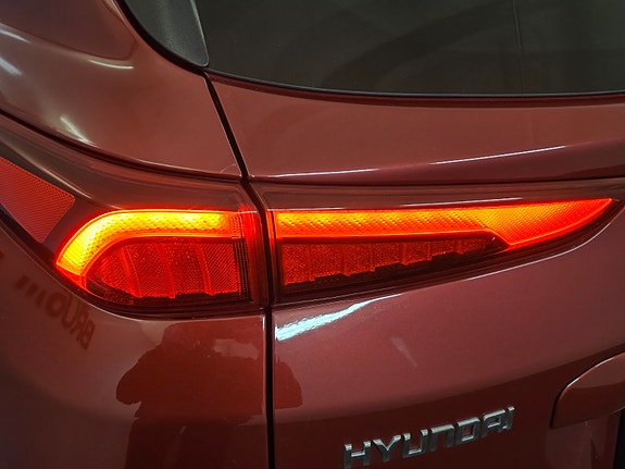 Hyundai Kona 12 of 30