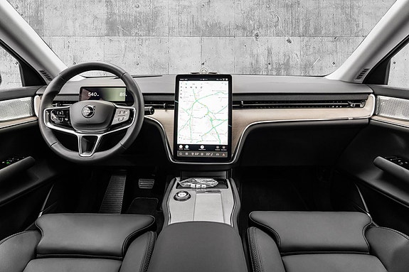 Volvo EX90 20 of 28