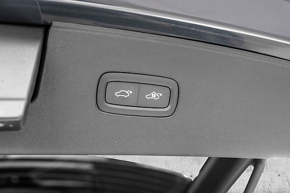 Volvo EX90 23 of 28