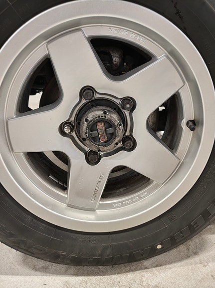 Suzuki Jimny 15 of 15