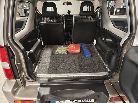Suzuki Jimny 10 of 15