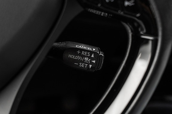 Toyota C-HR 16 of 23