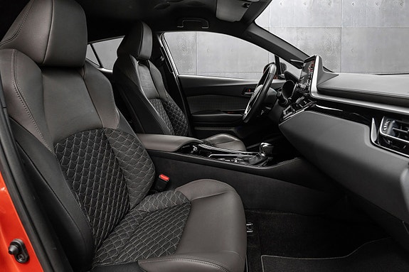 Toyota C-HR 22 of 23