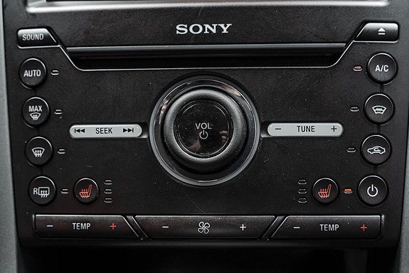 Ford Mondeo 28 of 30