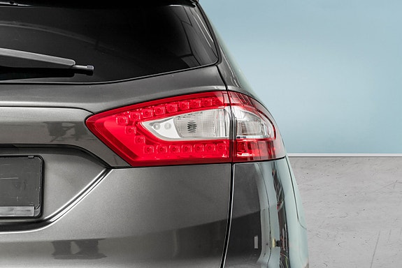 Ford Mondeo 11 of 30