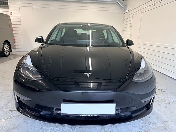 Tesla Model 3 10 of 30