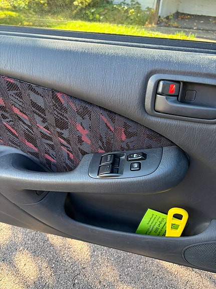 Toyota Corolla 12 of 17