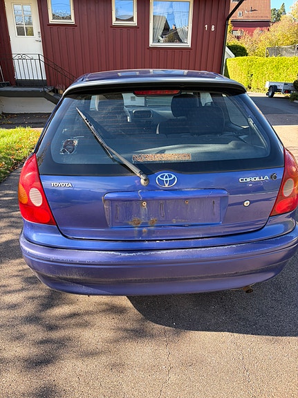 Toyota Corolla 5 of 17