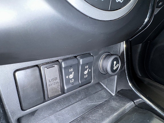 Isuzu D-max 30 of 30