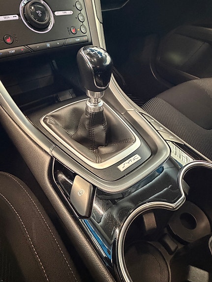 Ford Mondeo 29 of 30