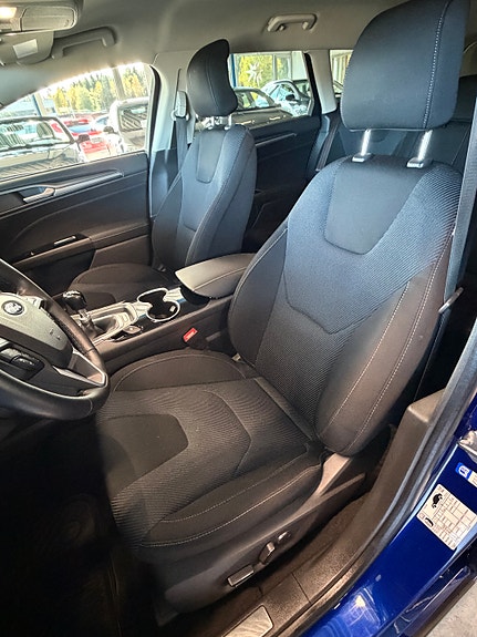 Ford Mondeo 18 of 30