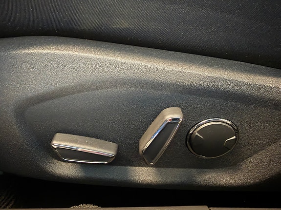 Ford Mondeo 25 of 30
