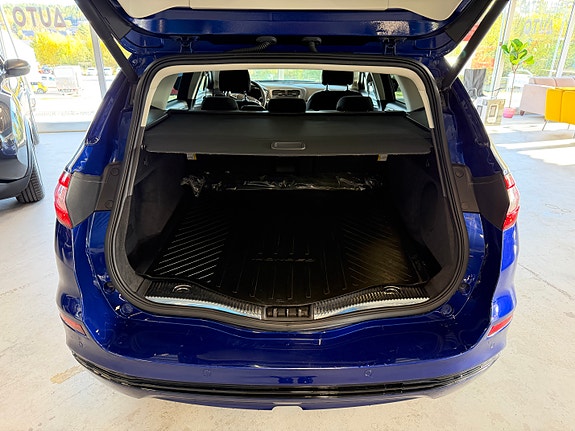 Ford Mondeo 12 of 30