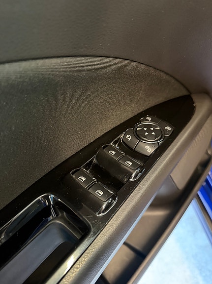 Ford Mondeo 24 of 30