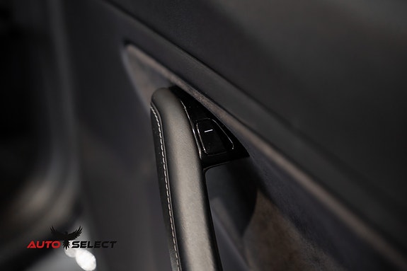 Tesla Model 3 19 of 30
