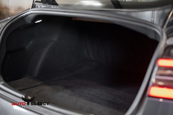 Tesla Model 3 11 of 30